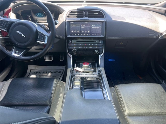 2019 Jaguar XE 25t R-Sport